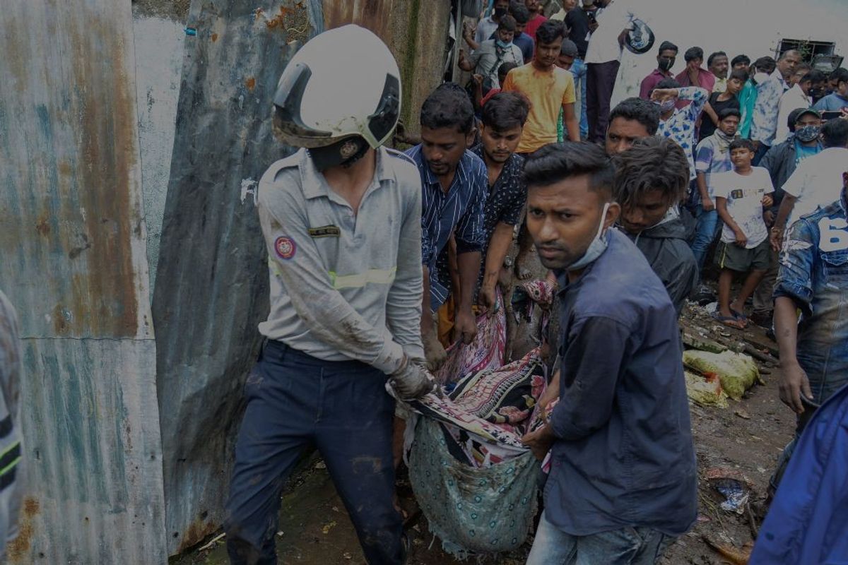 At least 125 dead in India in heavy rain; Maharashtra worst hit