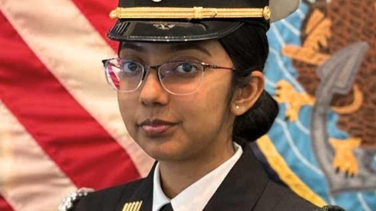 Indian-American Teen Riddhi Chauhan leads 300-cadet Navy JROTC battalion, earns spot at Naval Academy prep school