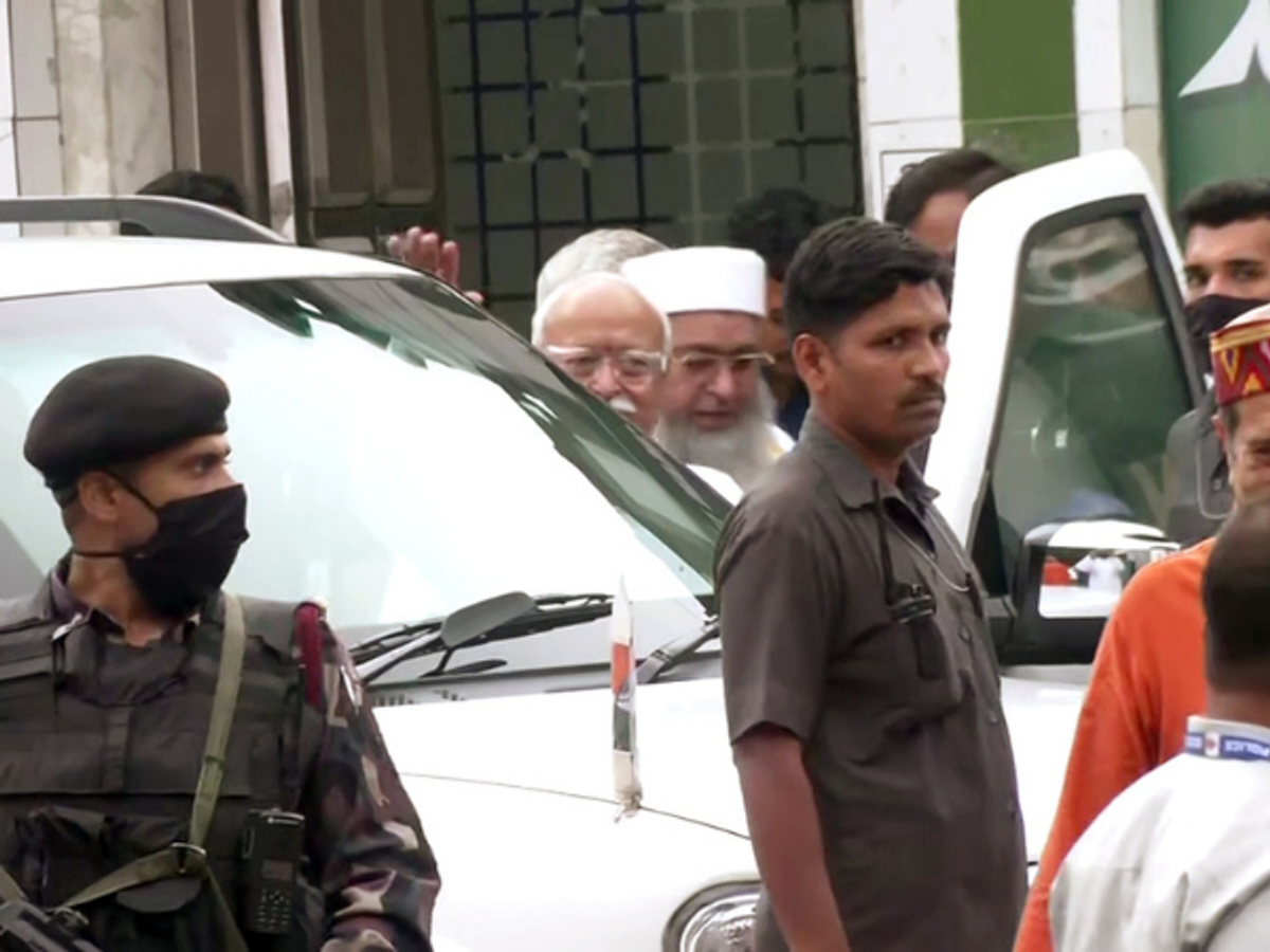 RSS chief meets Muslim leader