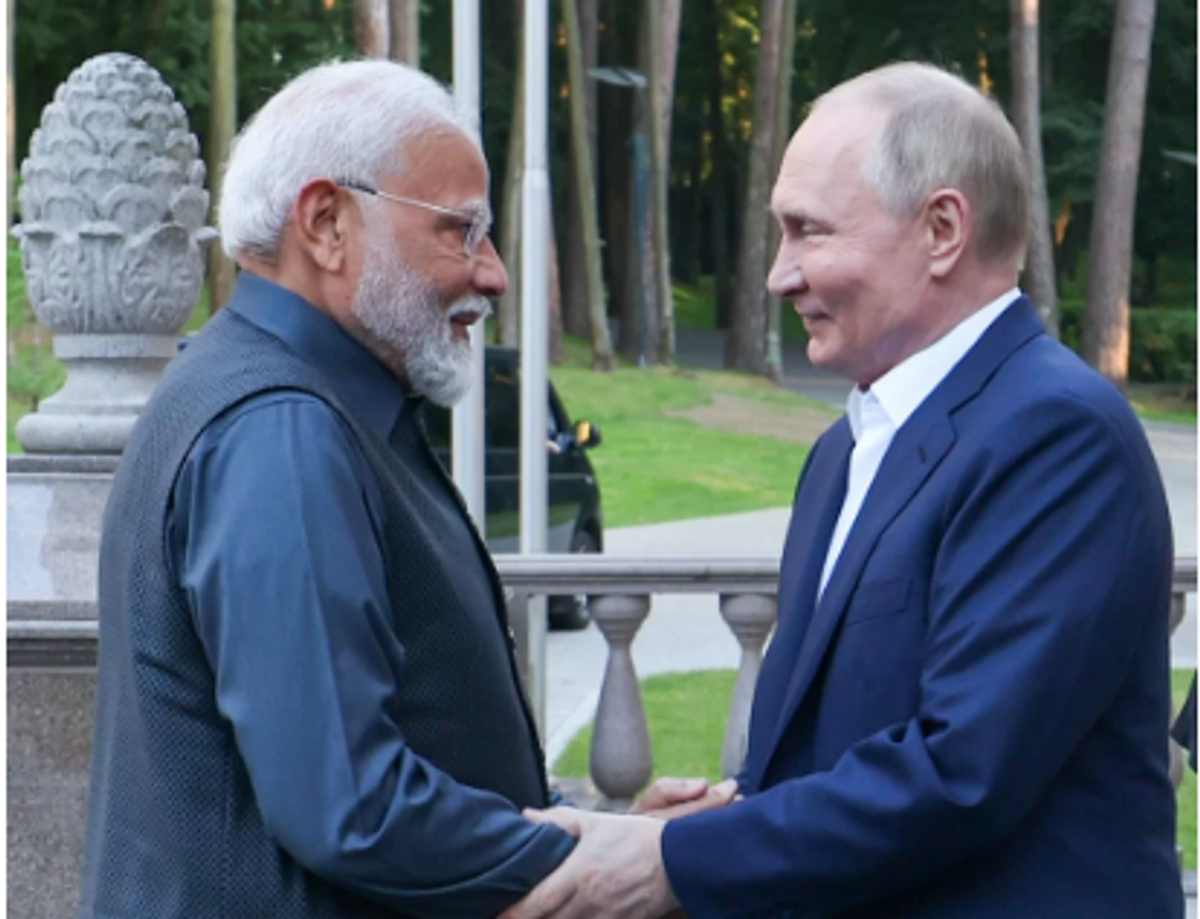 Russian president Vladimir Putin with prime minister Narendra Modi