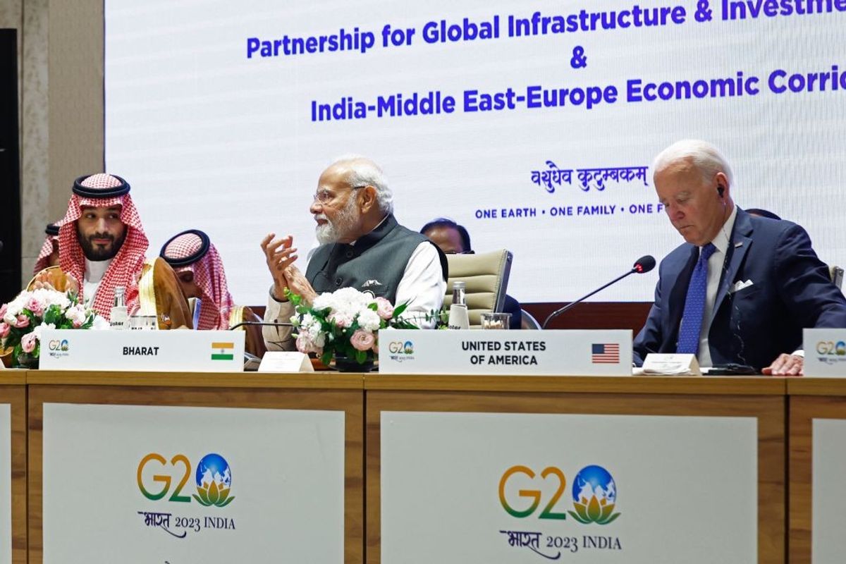 Saudi Arabian crown prince and prime minister Mohammed bin Salman (L), Indian prime minister Narendra Modi (C) and US president Joe Biden at a session on IMEC at the G20 summit in New Delhi, India