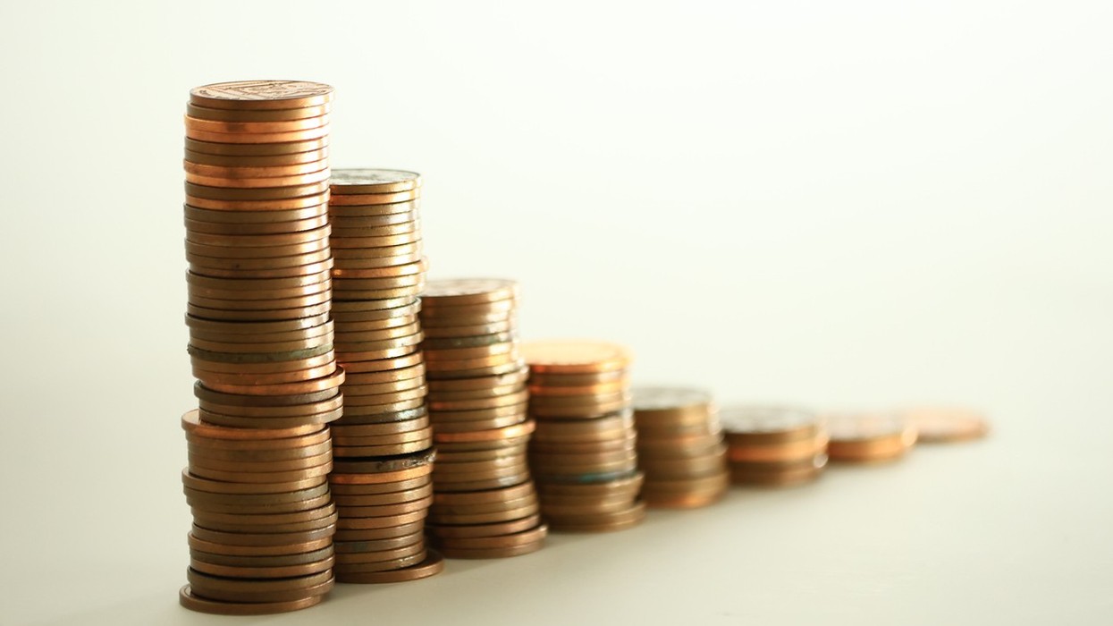 SBI: India Eyes Upper Middle Income and $5T Economy by 2030