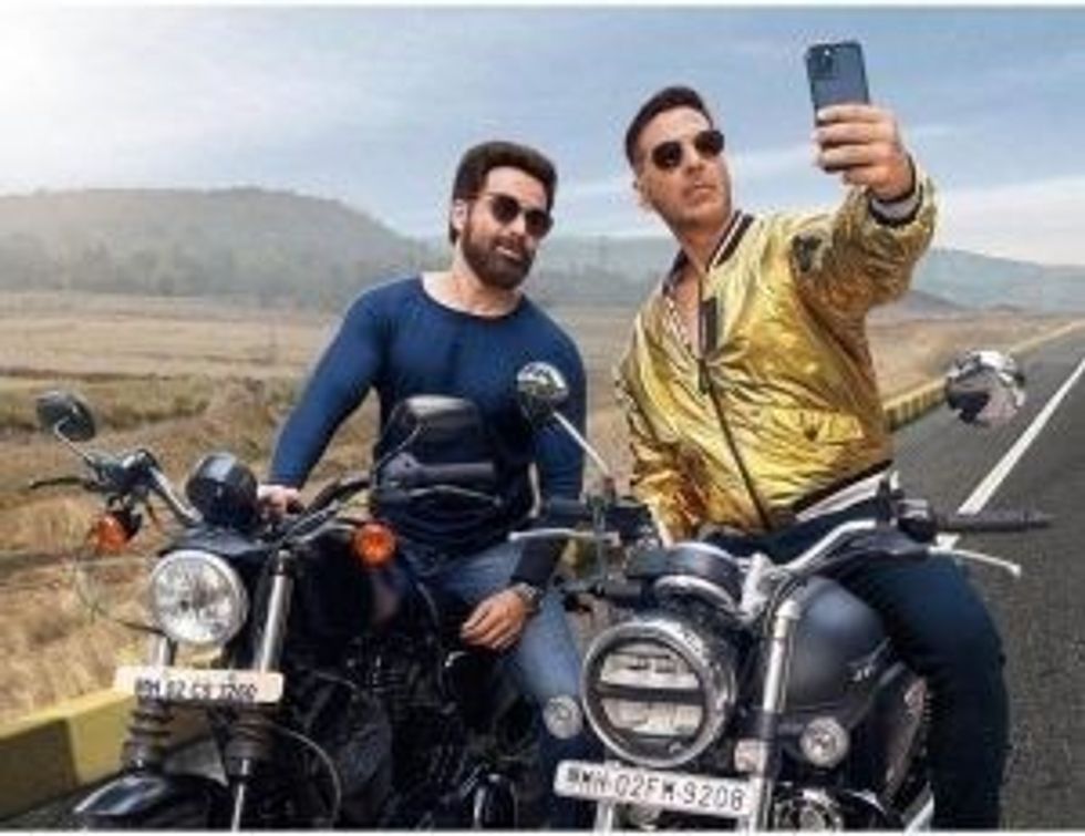 Selfiee Akshay Kumar and Emraan Hashmi