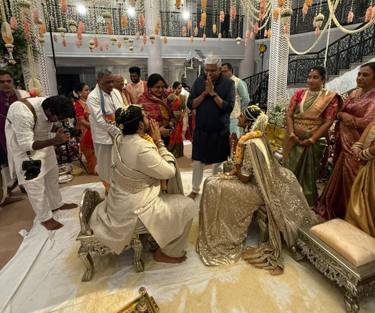 sindhu-marries-venkata-sai