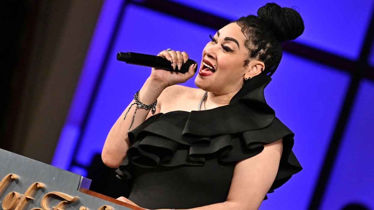 R&B singer Keke Wyatt arrested in Georgia for 'terroristic threats' and 'cruelty to children'