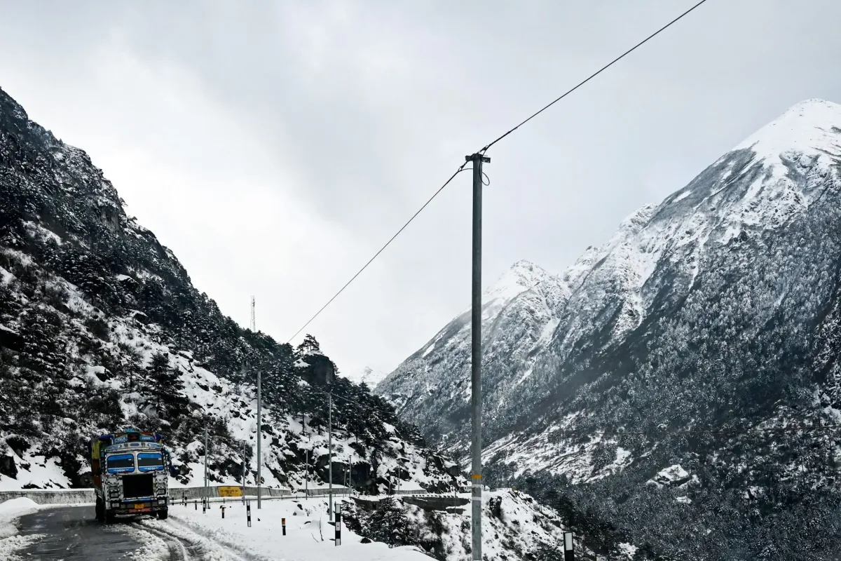 Low snowfall in Himalayas threatens water supply for millions