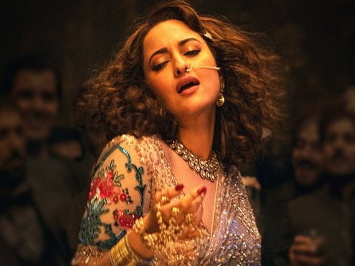 Sonakshi Sinha steals the show in ‘Tilasmi Bahein’ from ‘Heeramandi’
