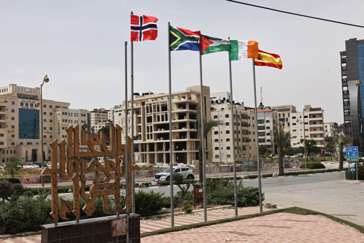 Spain, Ireland and Norway recognise Palestine state.