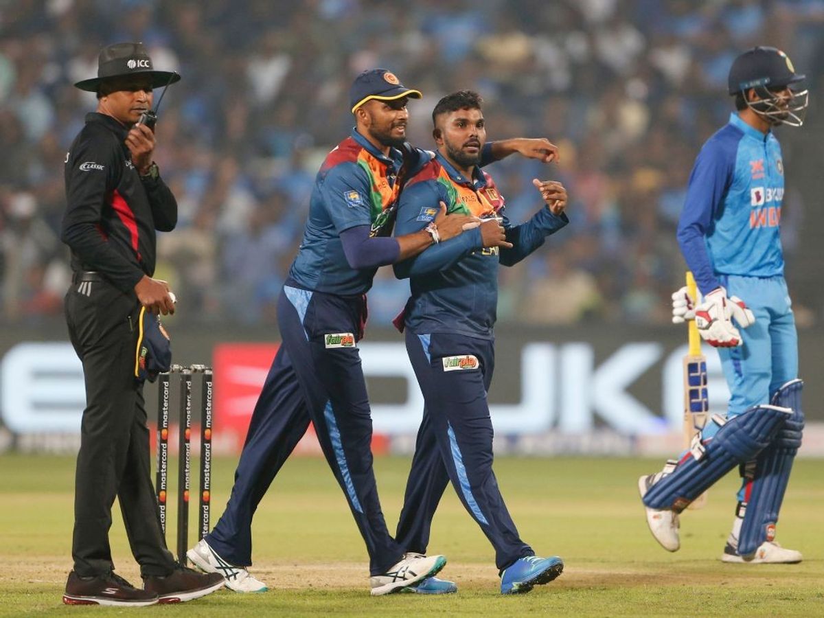 Sri Lanka beat India in second T20 match by 16 runs
