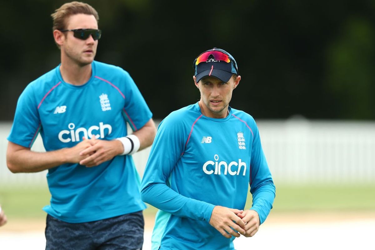 Stuart Broad and Joe Root