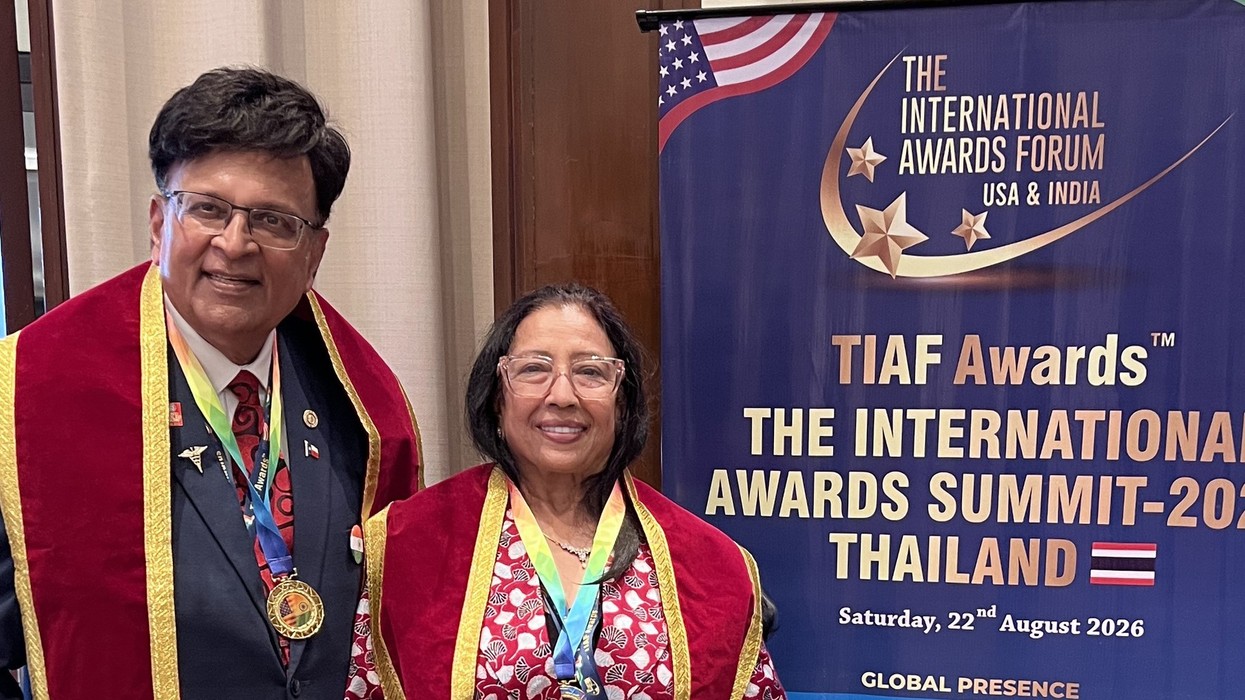 Indian-American gynecologists couple receive Global Healthcare Innovation Awards in Bangkok