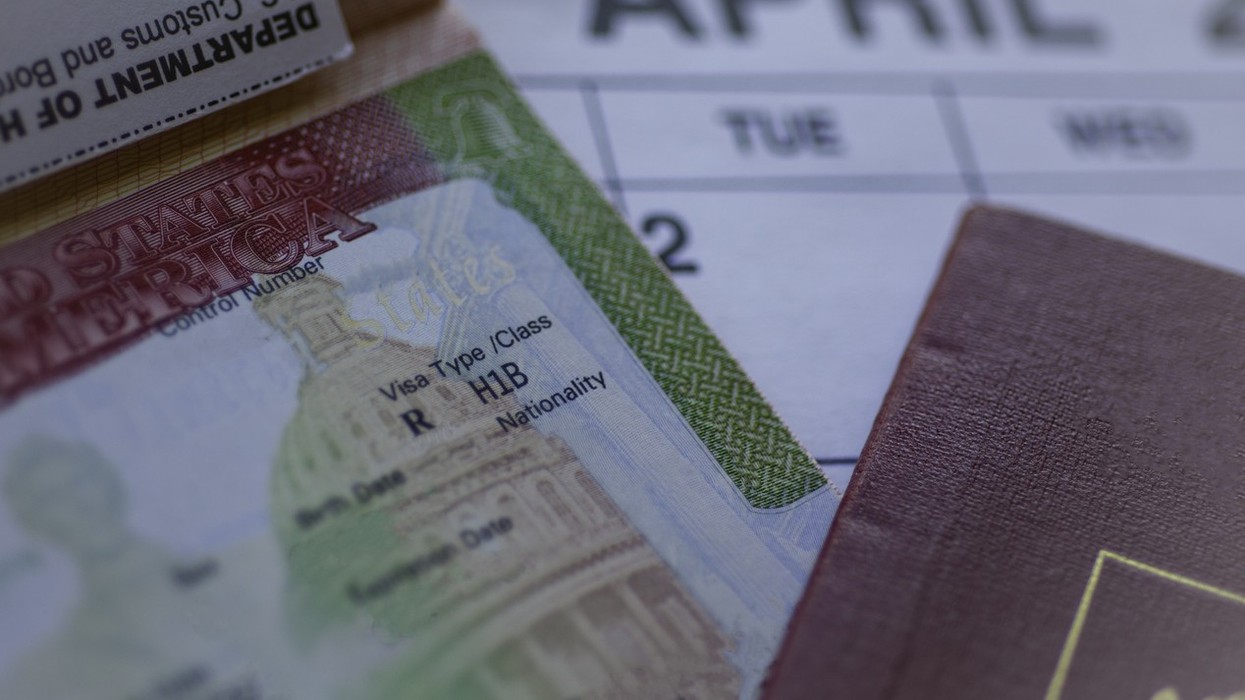 US expands H-1B, L-1 visa extension fees, raising costs for large employers