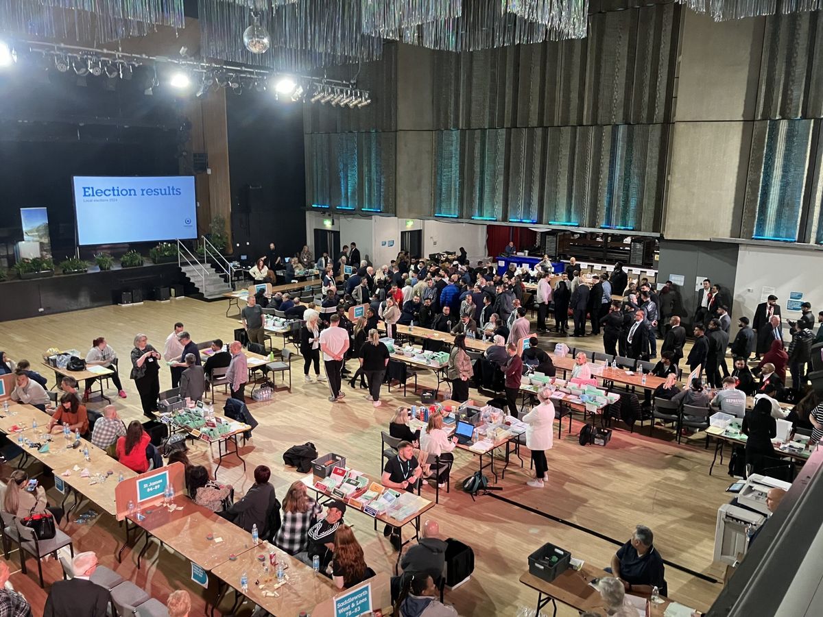 Council leader cites ‘toxic local politics’ for poor Oldham results