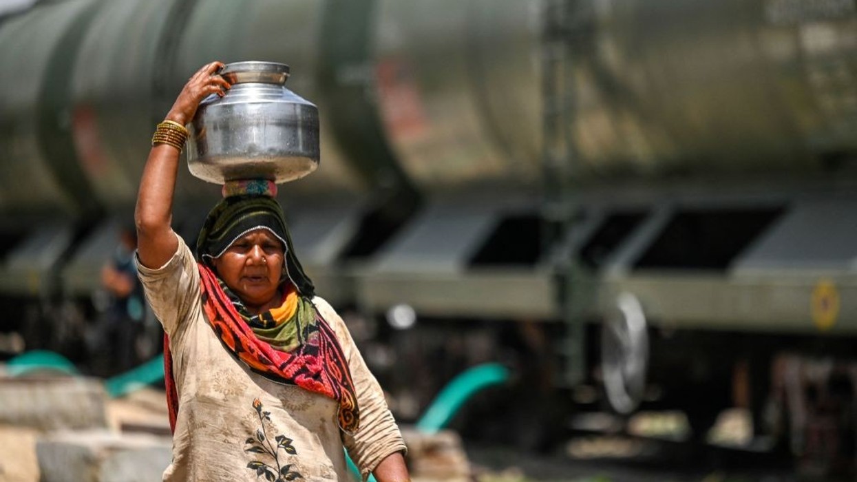 How extreme heat is hitting India’s economy with $9 in lost labor productivity per ton of CO₂
