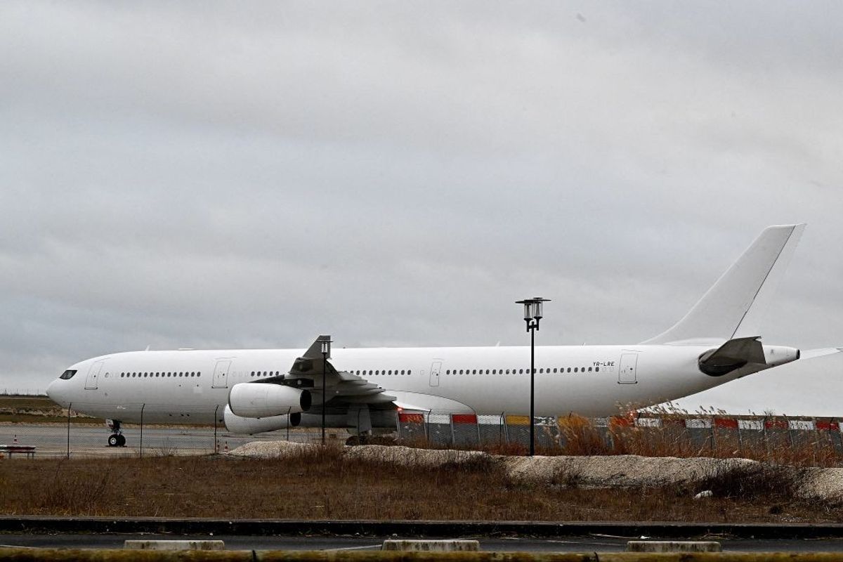 Plane with Indian passengers leaves France for Mumbai