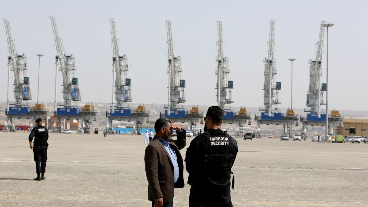 Trump port sanctions