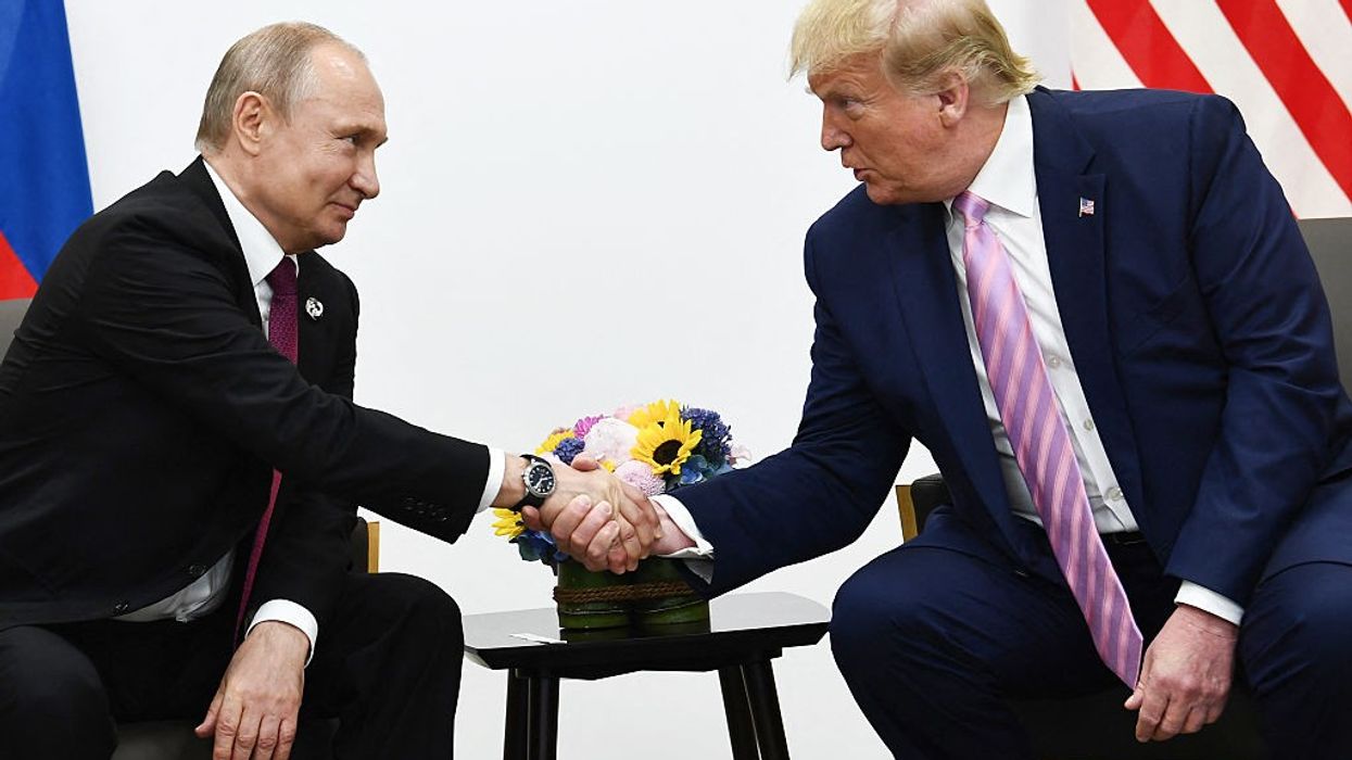 Trump Putin Talks: ‘Talks Nice and then bombs everybody’