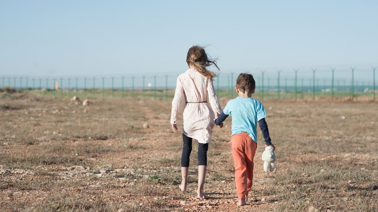 US Eases Rule to Protect Immigrant Children’s Green Cards