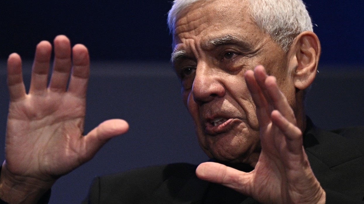 Billionaire Vinod Khosla set to buy Seattle Seahawks in record $9.6bn deal