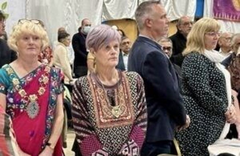 Wellingborough District Hindu Association WDHA awarded Kings Award for Voluntary Service KAVS 2