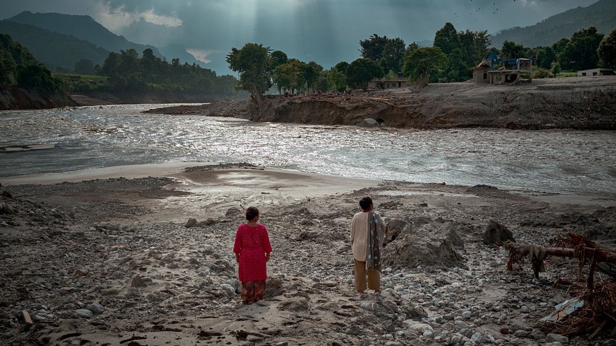 Nepal floods: 'I knew I was going to die,' California couple survives deadly Himalayan disaster