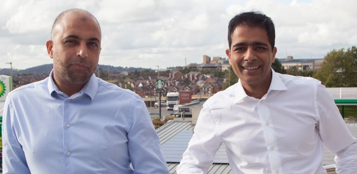 Issa brothers to buy Tesla charging units