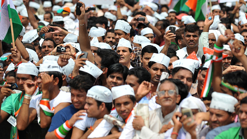 Gujarat: Political row over 'Gandhi Topi' which Nehru wore