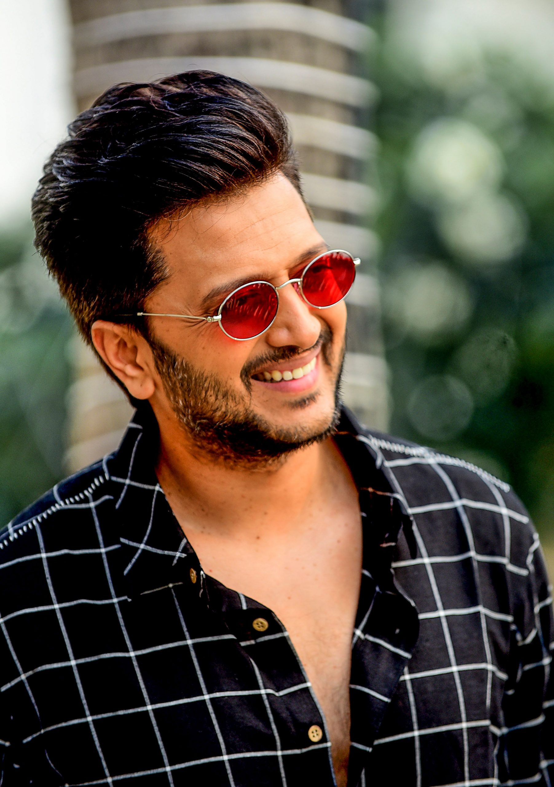 Parineeti finds TOIFA co-host Riteish Deshmukh 'funniest person' | India  Forums