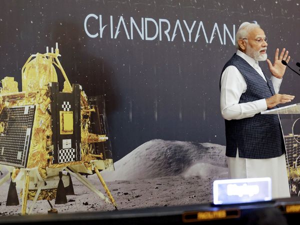 Indian PM Narendra Modi meets scientists at ISRO after Chandrayaan-3 success