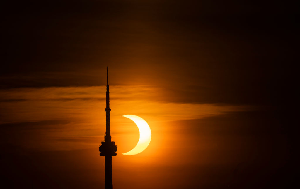 Solar eclipse April 8, 2024